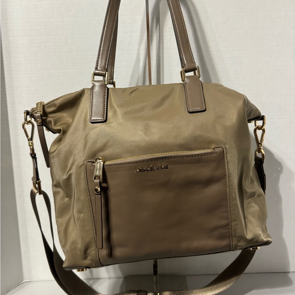 Micheal Kors Bag